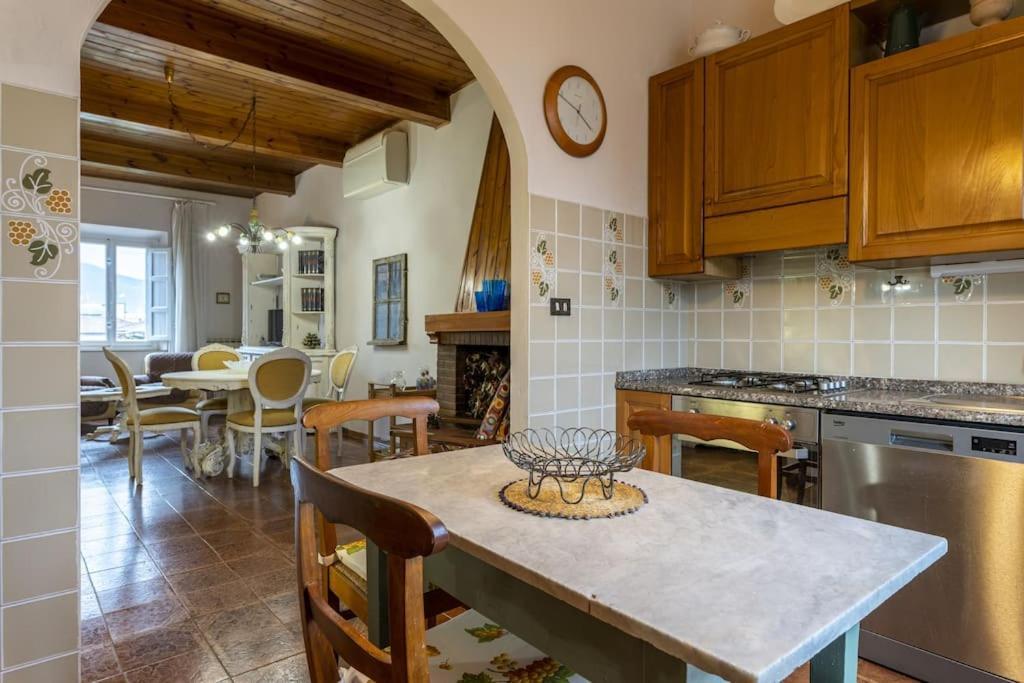 לוקה Appartamento Della Formica - Affitti Brevi Italia מראה חיצוני תמונה